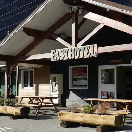 Fasthotel ホテル 2*