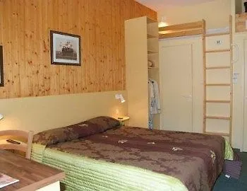 Fasthotel 2* Thones